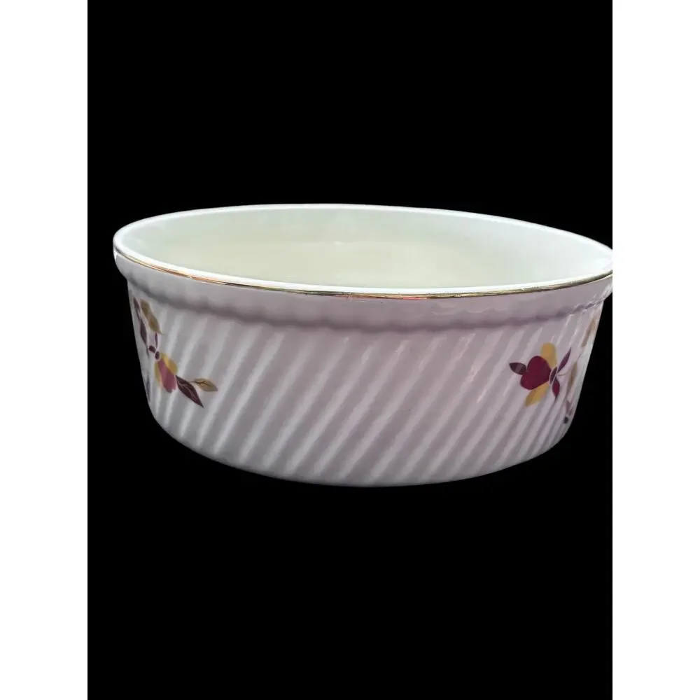 Hall Autumn Leaf 7 Inch 3 Pint French Baker Gold Rim MCM Cottagecore Ridged